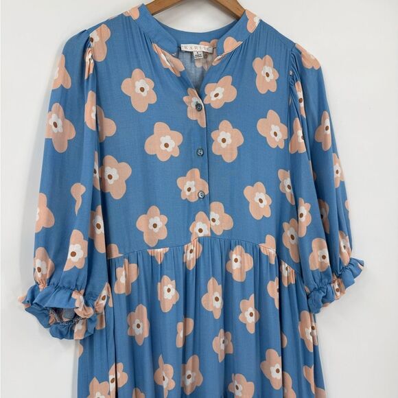 Karlie Tiered Floral Midi Dress in Blue | Small - Picture 6 of 10